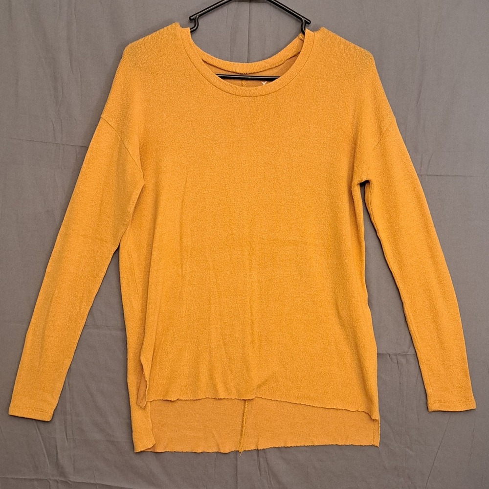 American Eagle Soft & Sexy Plush Long Sleeve Shirt Womens Size XS Mustard Yellow